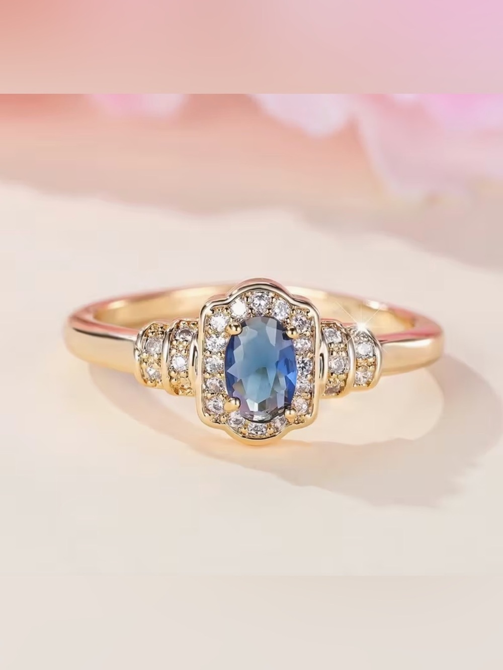Golden Inlaid Shining Synthetic Zirconia Ring.